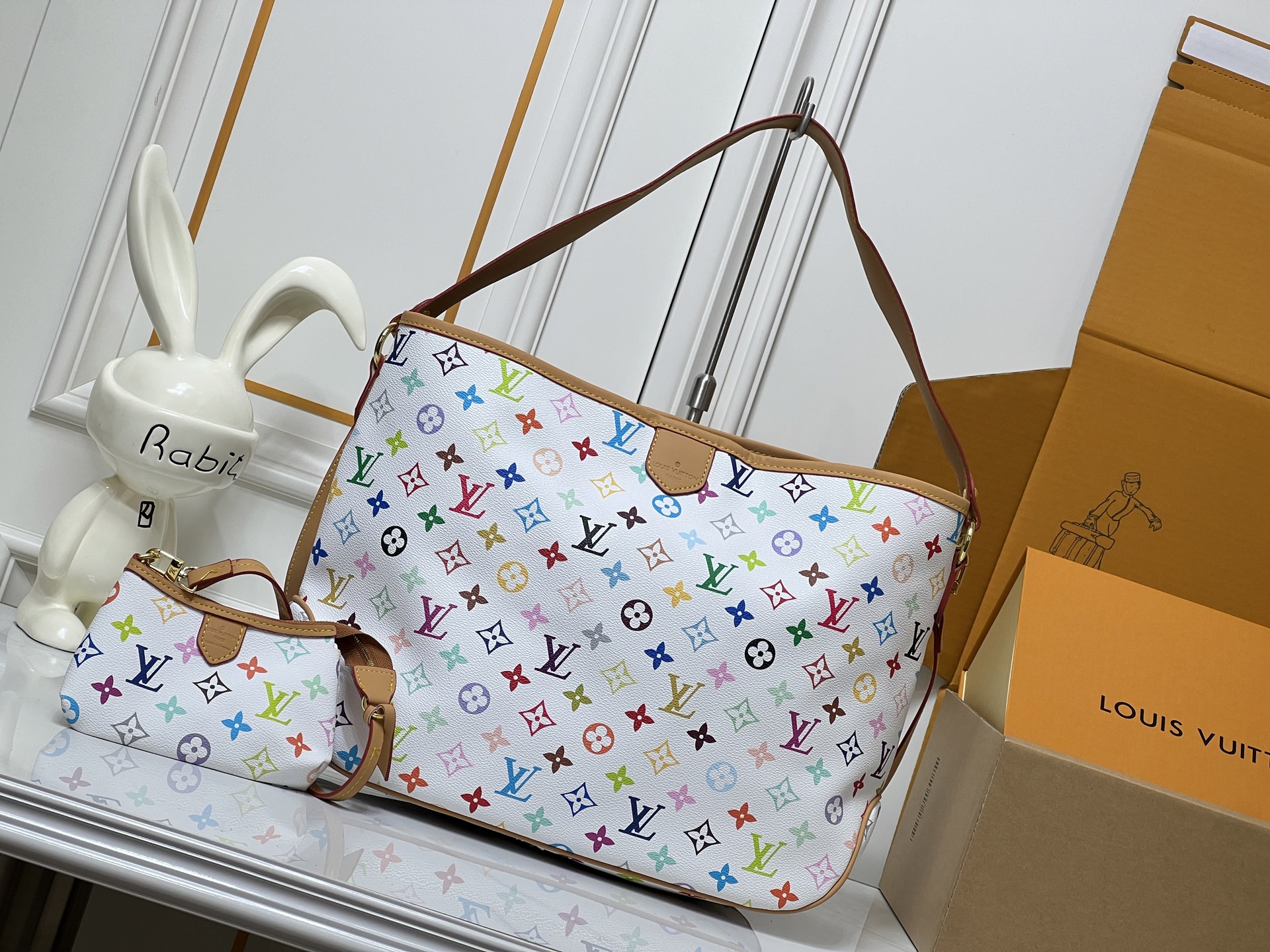 Louis Vuitton LV Classic Handbag Premium Canvas Model 163M26691 Magnetic Lock Daily Use New Arrival